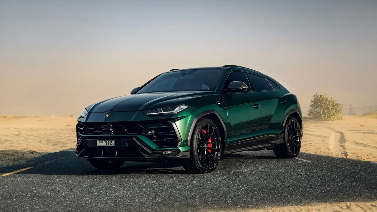 0_lambo_urus_7e99c2f6b1.webp 0_lambo_urus_7e99c2f6b1.webp