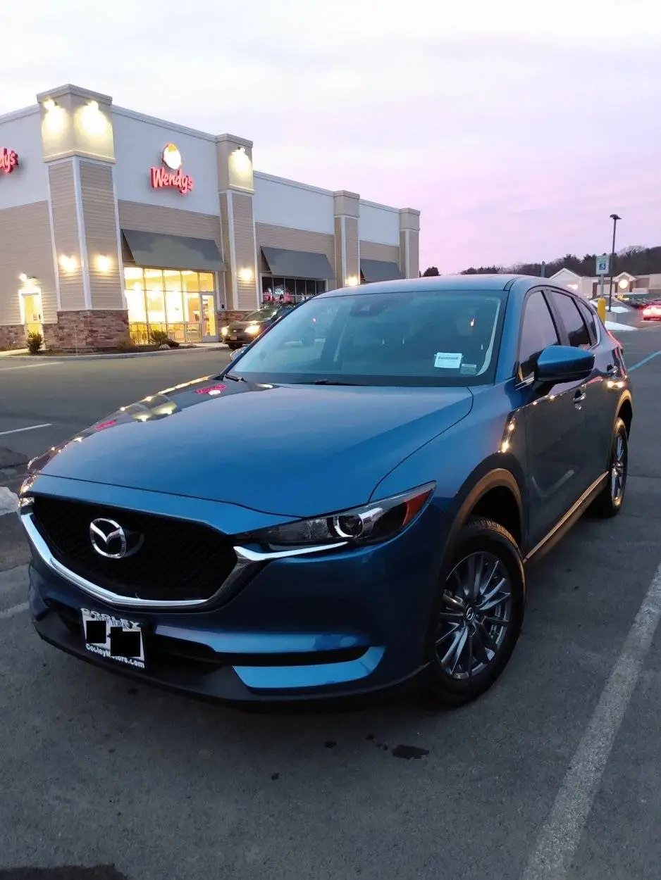 2017 Mazda CX-5 Touring.jpg