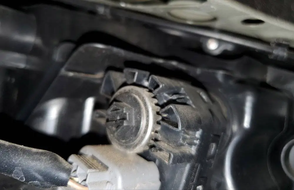 2018 CX5 GT Tech have lateral/horizontal headlight aiming/adjustment