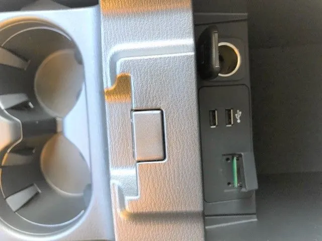 2021CX5_No_Aux.webp