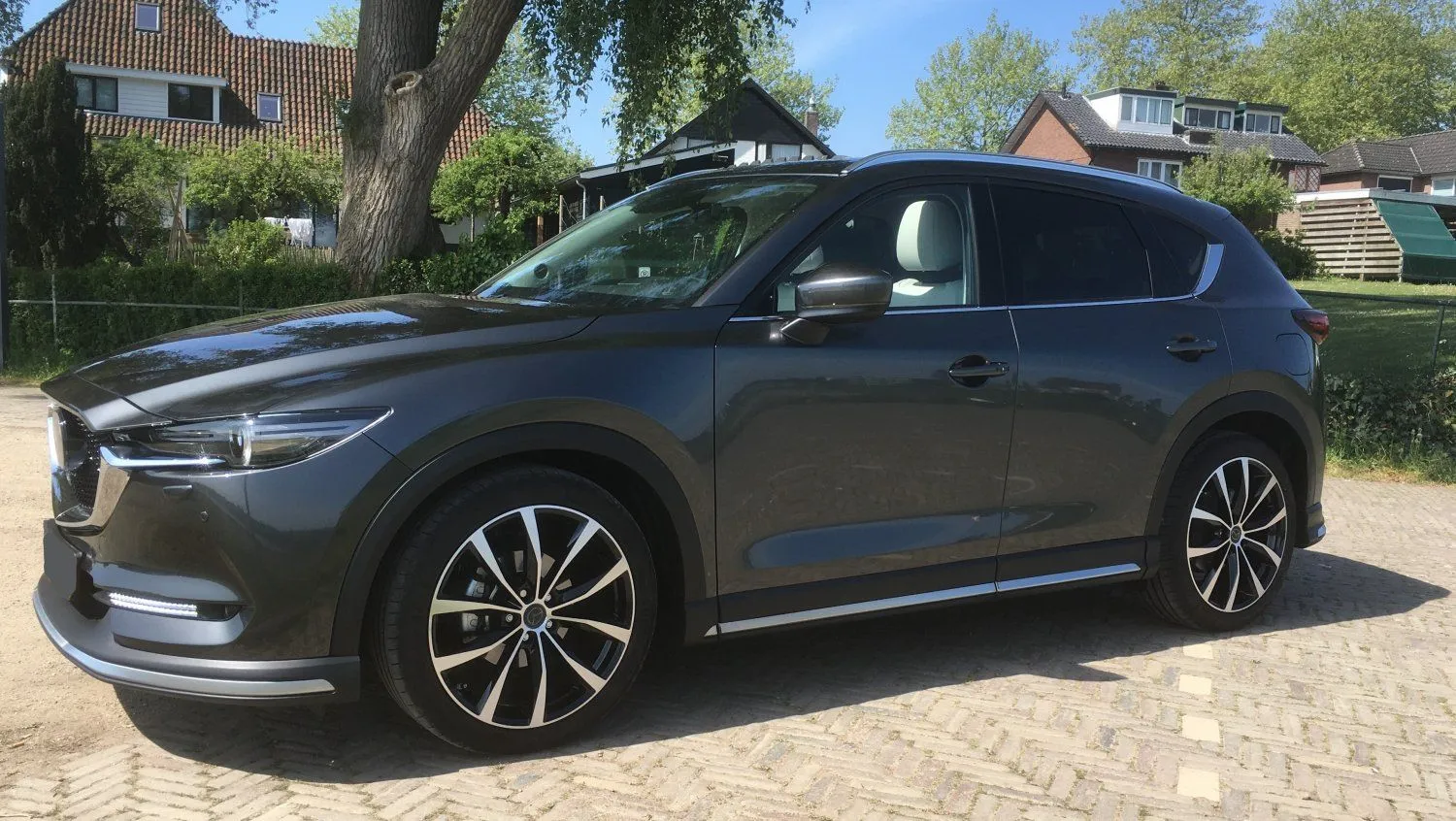 CX-5 Front_2.jpg