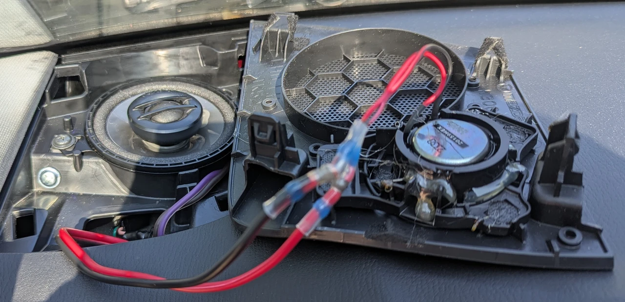 Dash speakers.webp