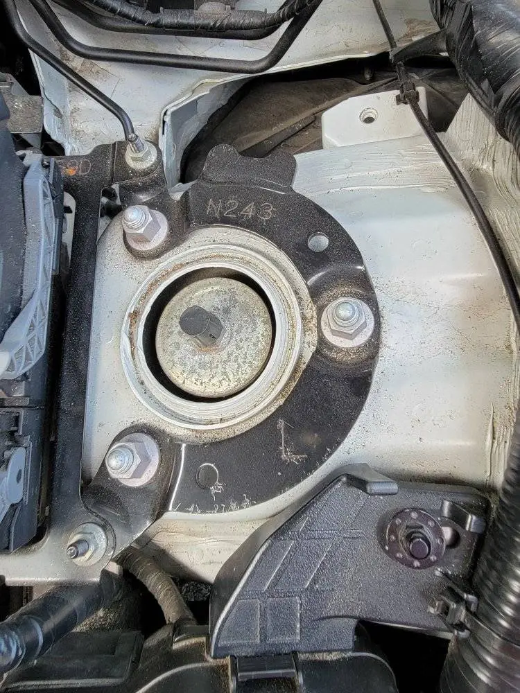 Ghost - Stock Strut Tower Bracket L.webp