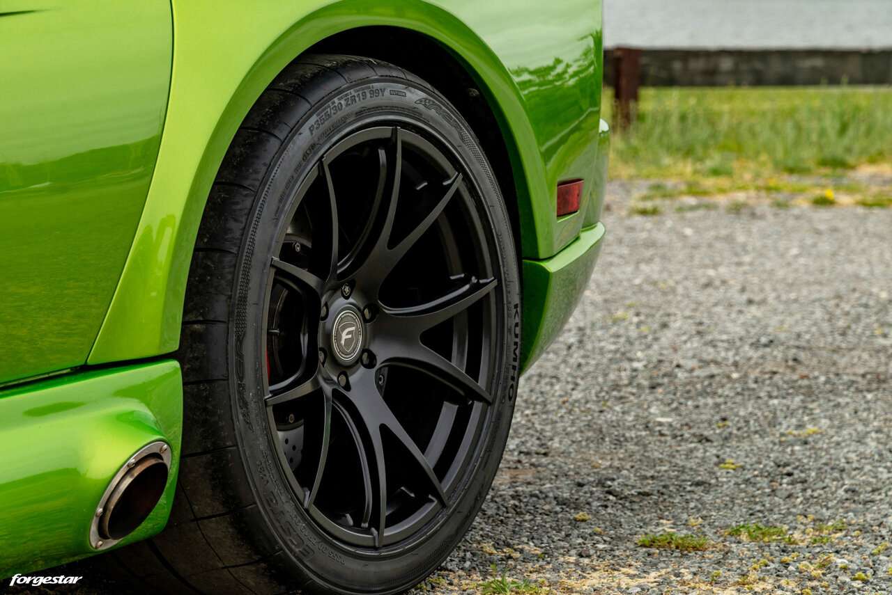 green-dodge-viper-black-racing-stripes-6-lug-matte-black-rims-concave-forgestar-wheels-f-scale...jpg