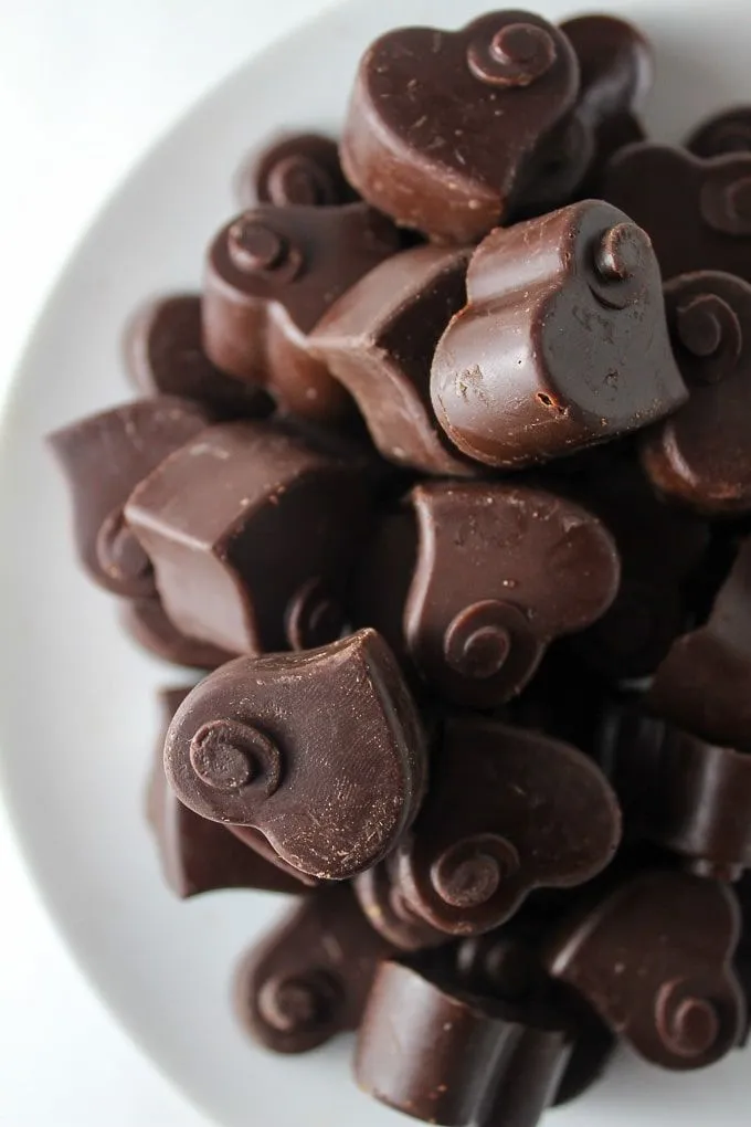 Homemade-Dark-Chocolate_-2.webp