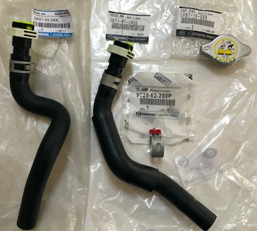 IMG_0546 New Hoses Quick Connectors Clamps & Rad Cap LoRes2.webp