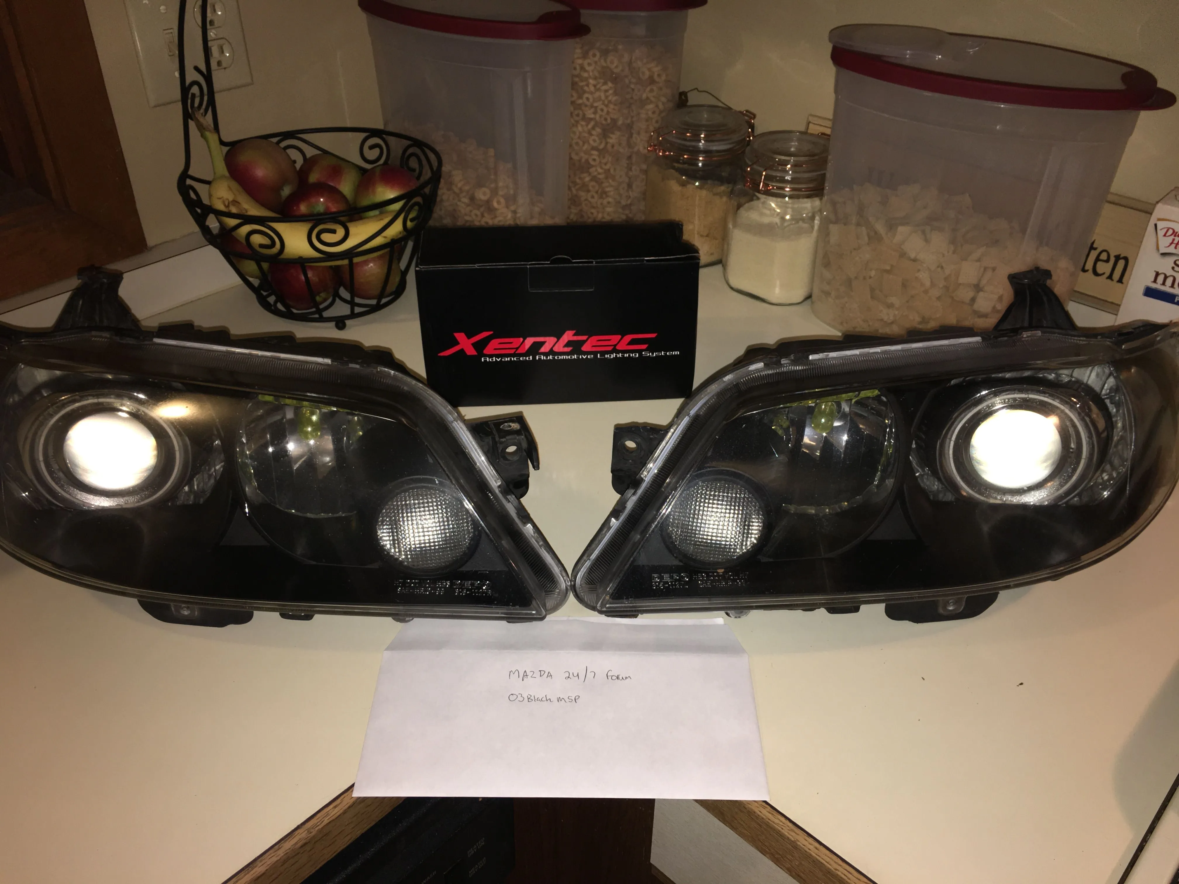 RARE! Projector Headlights w/new slim hid kit