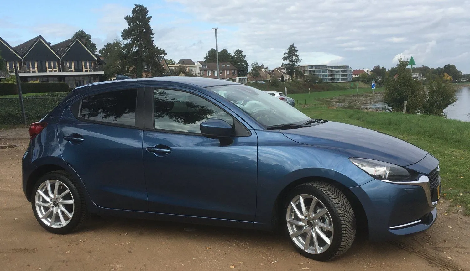Mazda 2 - 3.webp