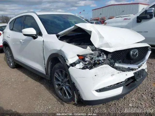 mazda-cx-5-2020-jm3kfbey9l0809445-img1.jpg