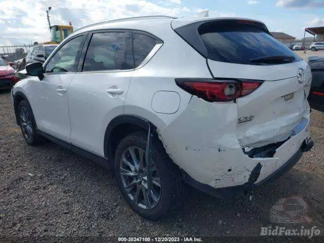 mazda-cx-5-2020-jm3kfbey9l0809445-img3.webp