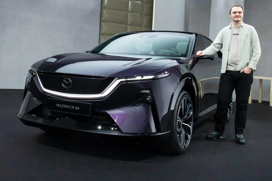 new-mazda-cx-6e-electric-suv-majors-on-looks-and-tech-v0-2MnKnc5a5kSmxHQaDIICEqdoQtxr6T_HjNPj...webp