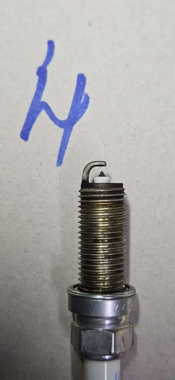 NGK Plug 4 close up.jpg