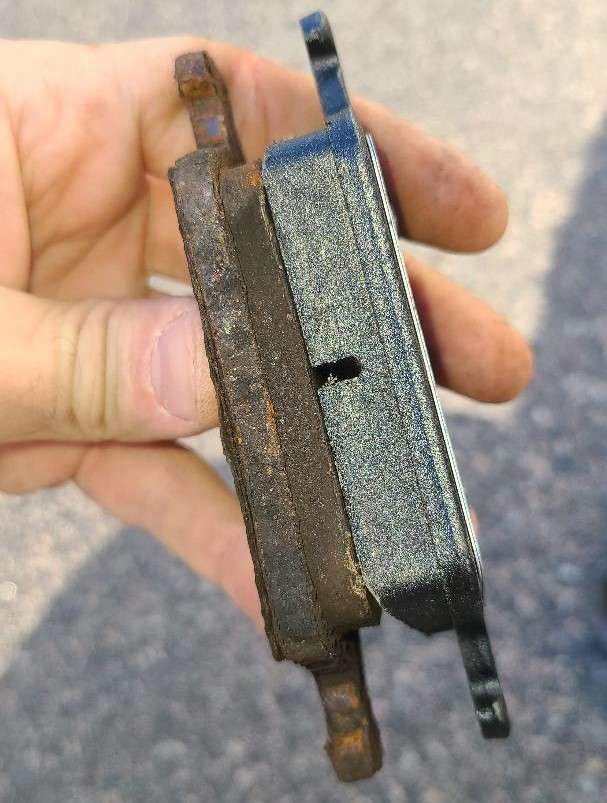 old brake pads 2.jpg