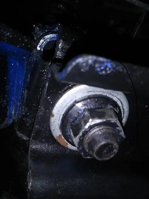 P5 -Oversized Hardened Washer Installed Between Nut and Rear Engine Support Bracket.webp