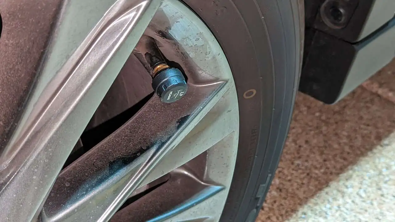 tire pressure sensor.webp