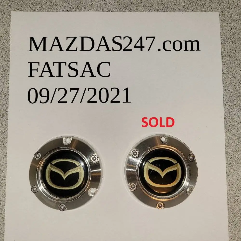 USED_RH_Center_Caps_03.jpg