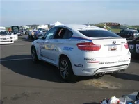 njmotorsportspark_may_06_2010_07_bmwx6_640_480.webp