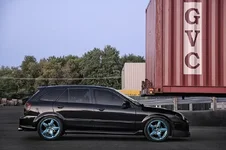 teal on black.webp