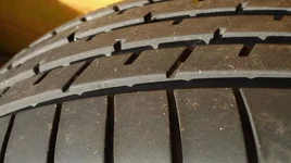Tyre tread close up small.webp