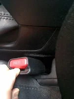 cx5seatbelt rub2.webp