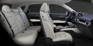 2017 CX-5 interior 007.jpg