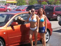 hooters girls and my 3.webp