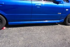 mp3_sale_sideskirt_pass_side.webp