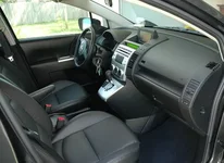 Mazda5_e_s.webp