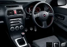 imprezas20406_inter.webp