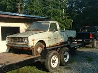 Mazda 1200 before.webp
