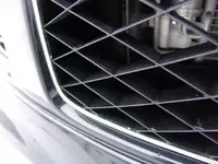 GrilleCloseUp-1.webp