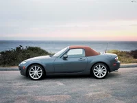 Mazda_MX-5_2006_26.webp