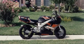 my cbr900 1.webp