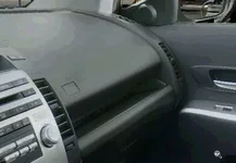 2007_Mazda5_Glove_Europe_right_hand.webp
