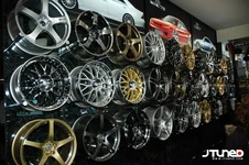 Advan Display 1.webp