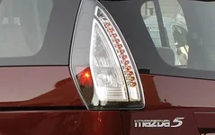 Mazda5led2.webp