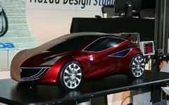 112_2007_los_angeles_02z+2018_mazda3_concept+scale_model.webp