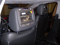CX-7 DVD Headrests 027.jpg