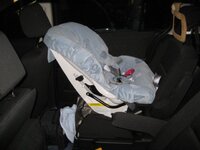 mazda5_car_seats_jan_12_2008_00.jpg