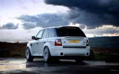 LR RR Sport Kahn Cosworth left rear quarter.webp