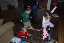 GavinZoeSkiing2.webp