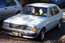 1979-1980_Mazda_323_1_4_hatchback_01.webp