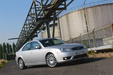 Ford Mondeo ST220.webp