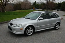 02mazdawag_004.webp