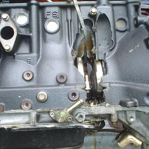 Engine Removed 071.webp