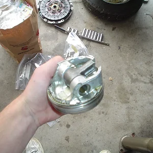 Engine piston 004.webp