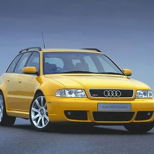 Audi-RS4-005.webp