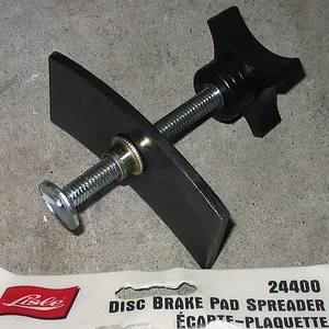 02 Disc Brake Spreader.webp