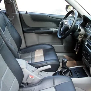 2004_interior2.jpg
