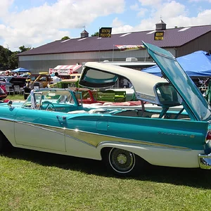 retractable old school.webp